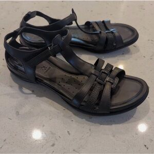 ECCO Woman's Sandals Flash T-Strap Sandal Black Size 38 EU 7.5 US